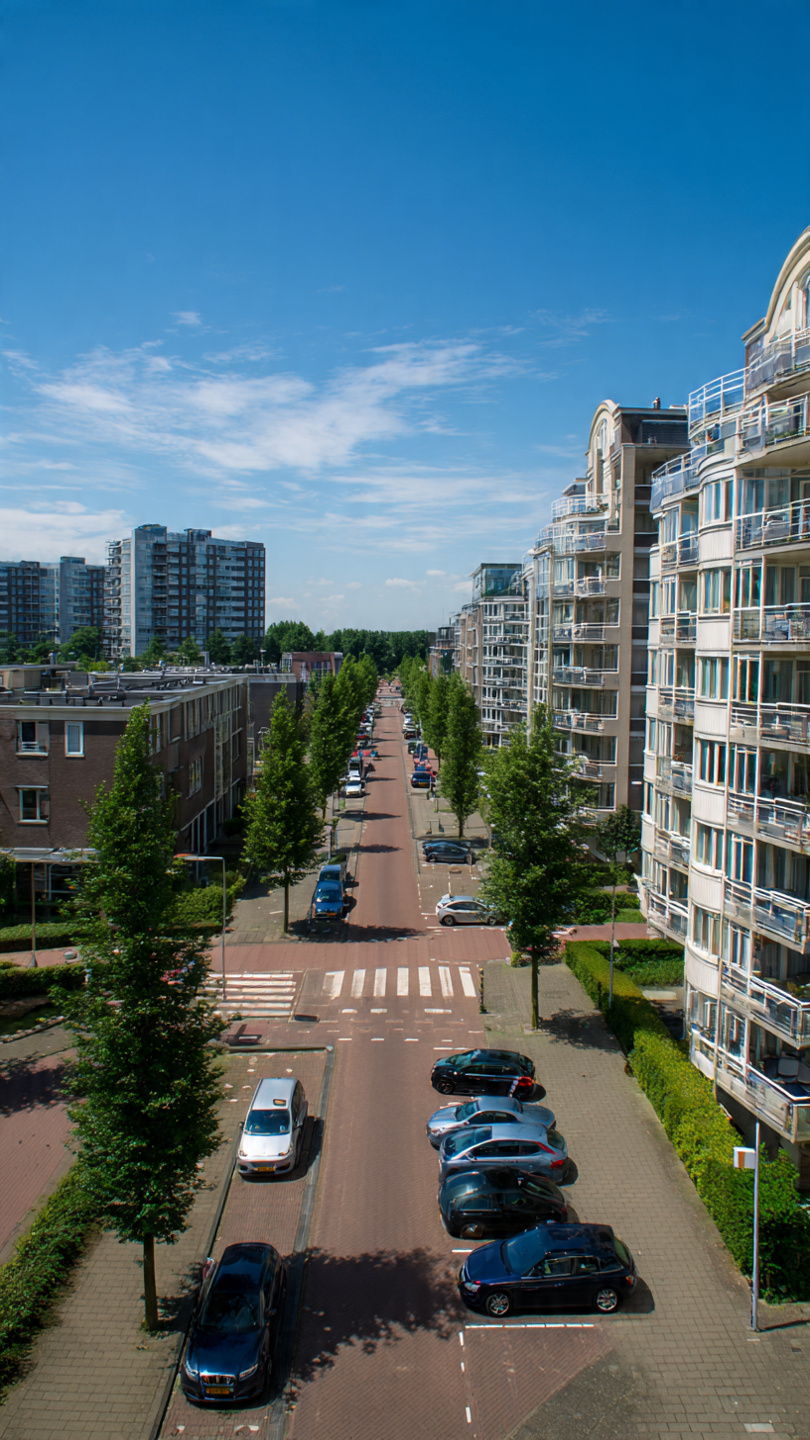 Mokum Taxi vehicle ready for service in Amstelveen