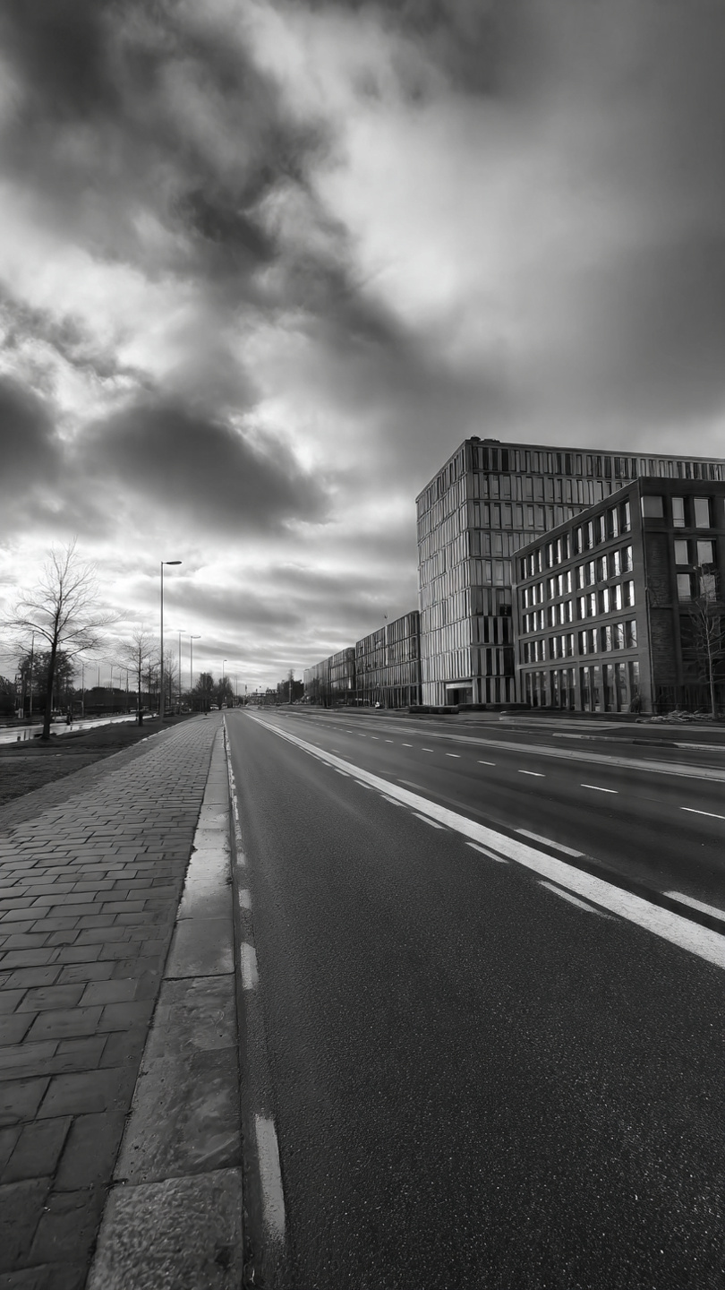 Mokum Taxi vehicle ready for service in Badhoevedorp